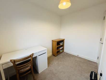 Hillpark Crecent, Mill Park, Image 27