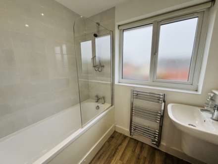 Hillpark Crecent, Mill Park, Image 28