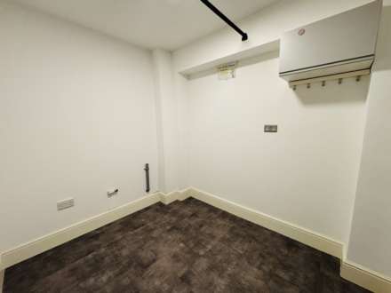 Wolfberry Drive, Croxteth, Image 11