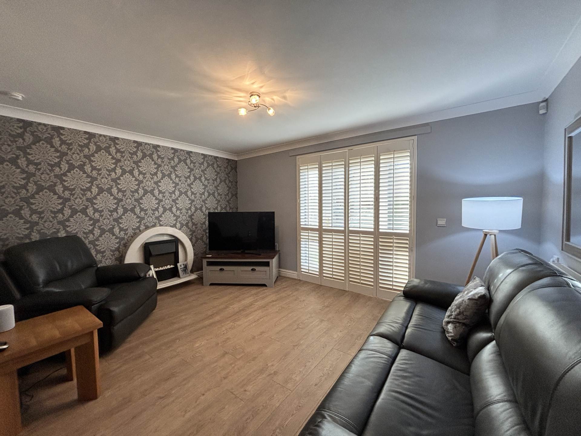 Glovers Court, North Park, Image 1