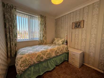 Millbrook Crescent, Old Hall Estate, Image 11