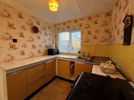 Millbrook Crescent, Old Hall Estate, Image 6