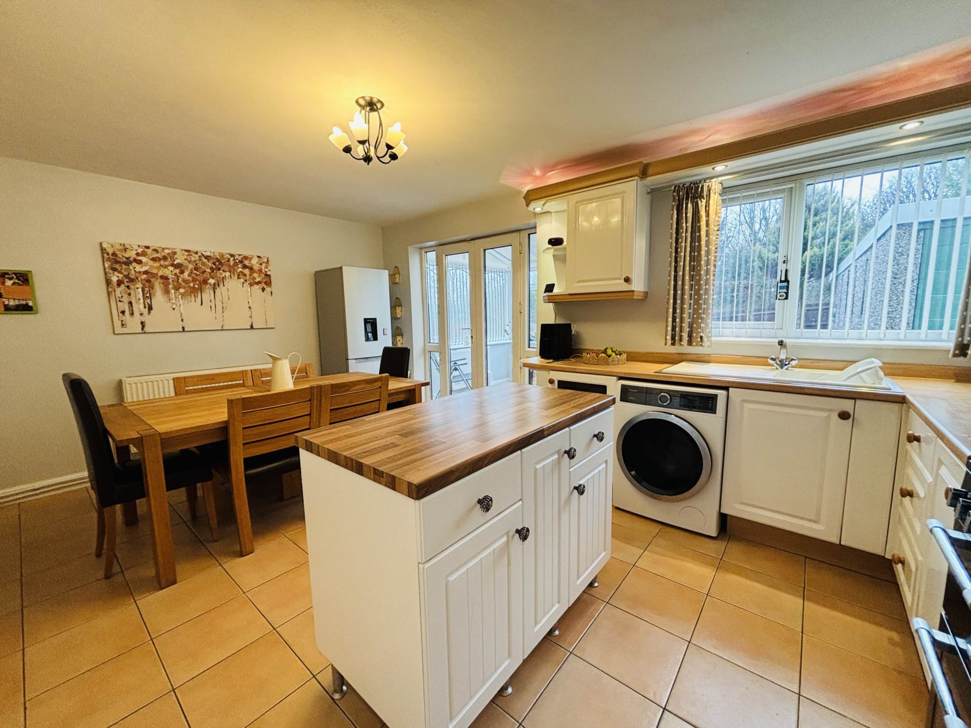 Galston Close, Melling Mount, Image 3