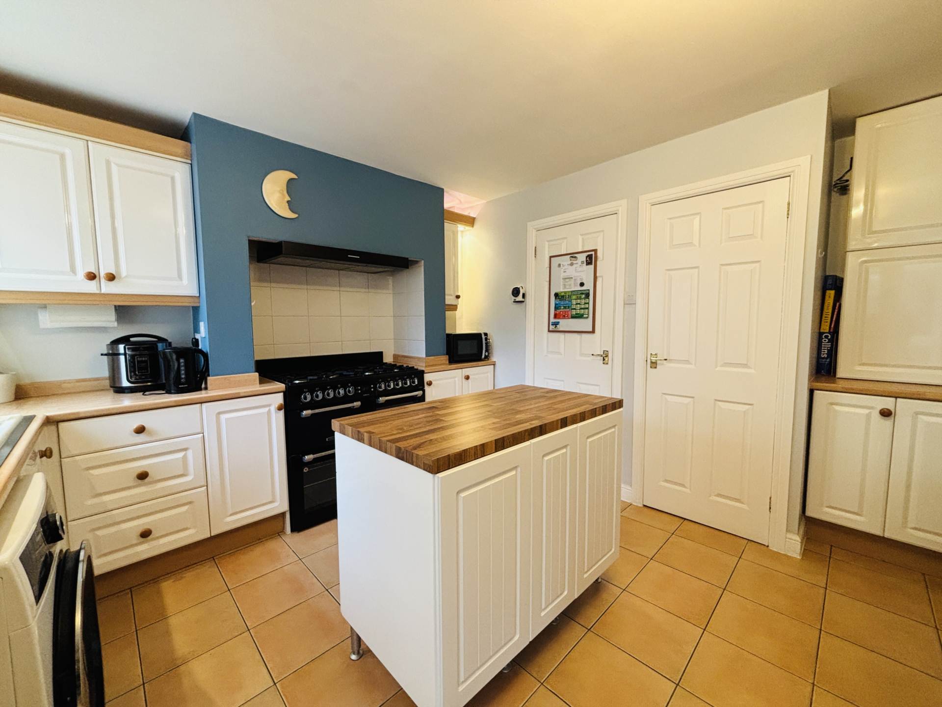 Galston Close, Melling Mount, Image 9