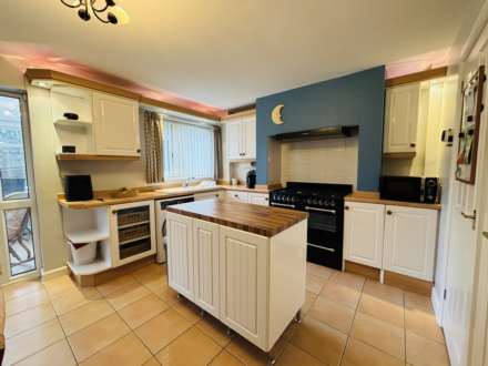 Galston Close, Melling Mount, Image 10