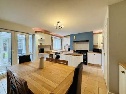 Galston Close, Melling Mount, Image 4