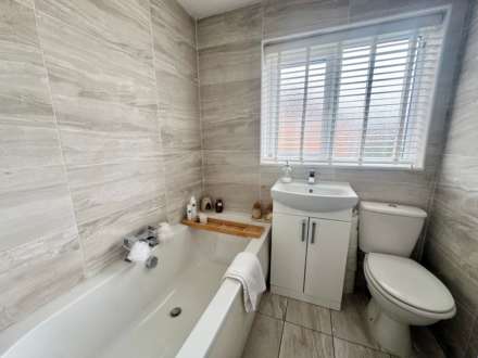 Hobart Drive, Shevington Park, Image 13