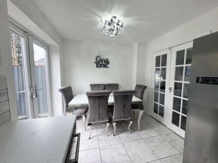 Hobart Drive, Shevington Park, Image 5