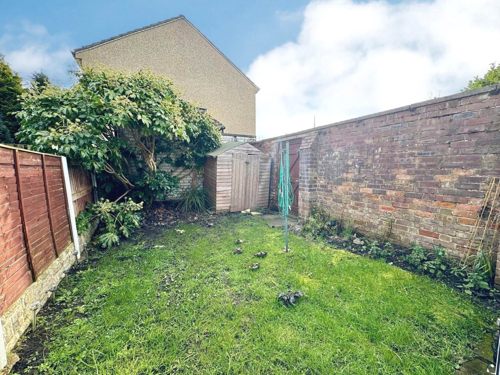 Edgefold Road, Southdene, Image 12