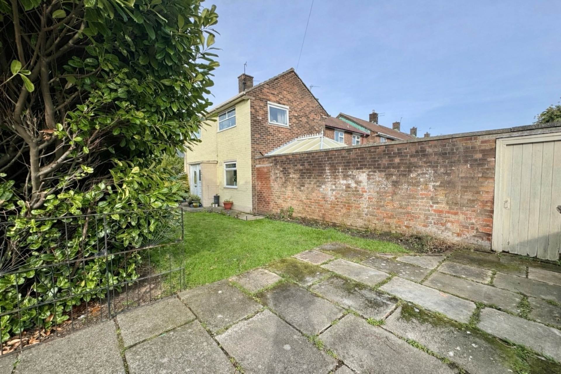 Edgefold Road, Southdene, Image 14