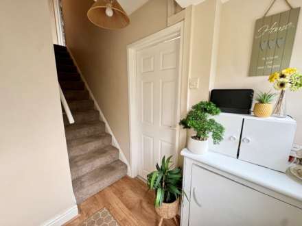 Edgefold Road, Southdene, Image 2