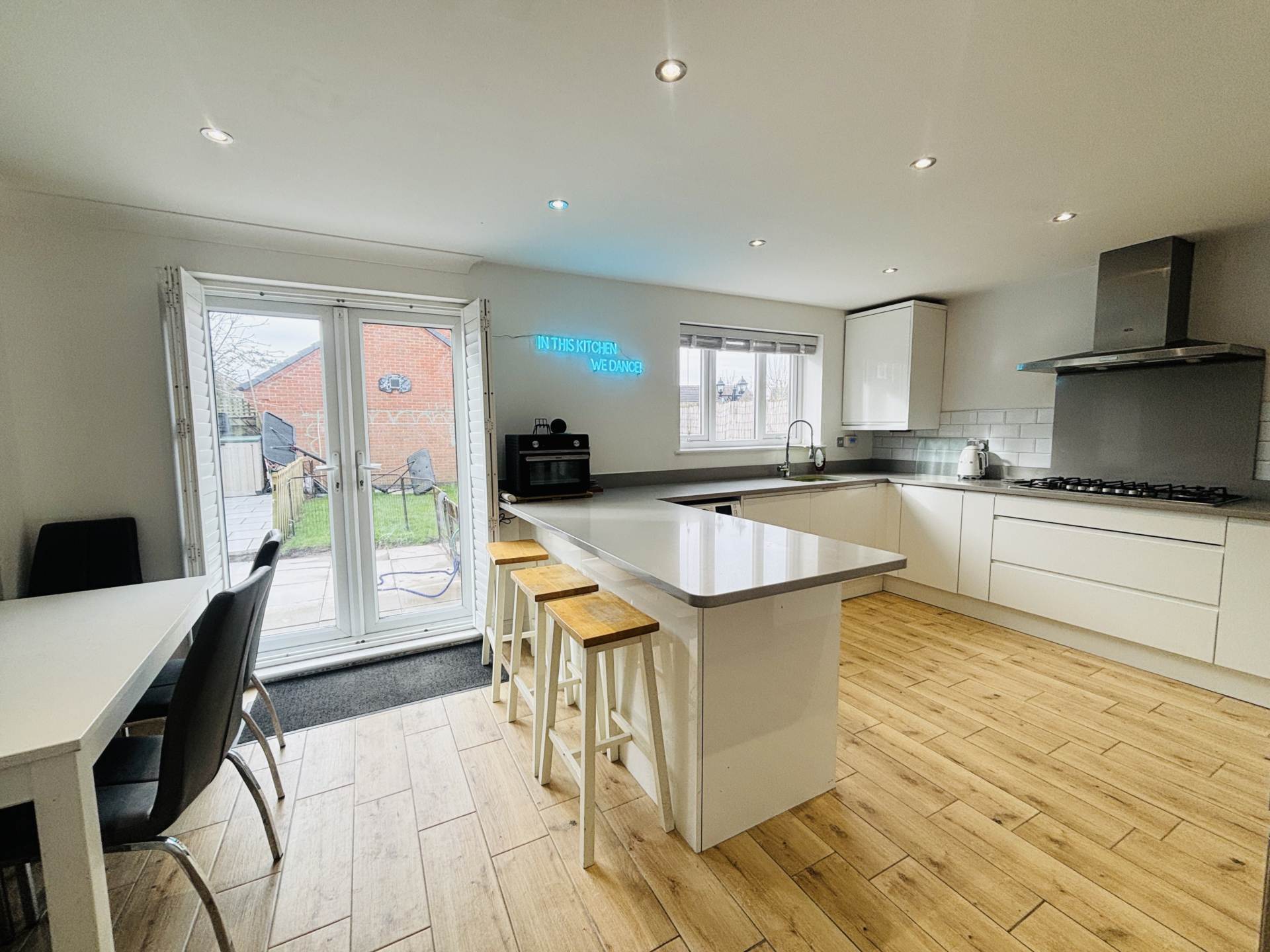 Brookward Court, Park Meadows, Image 3