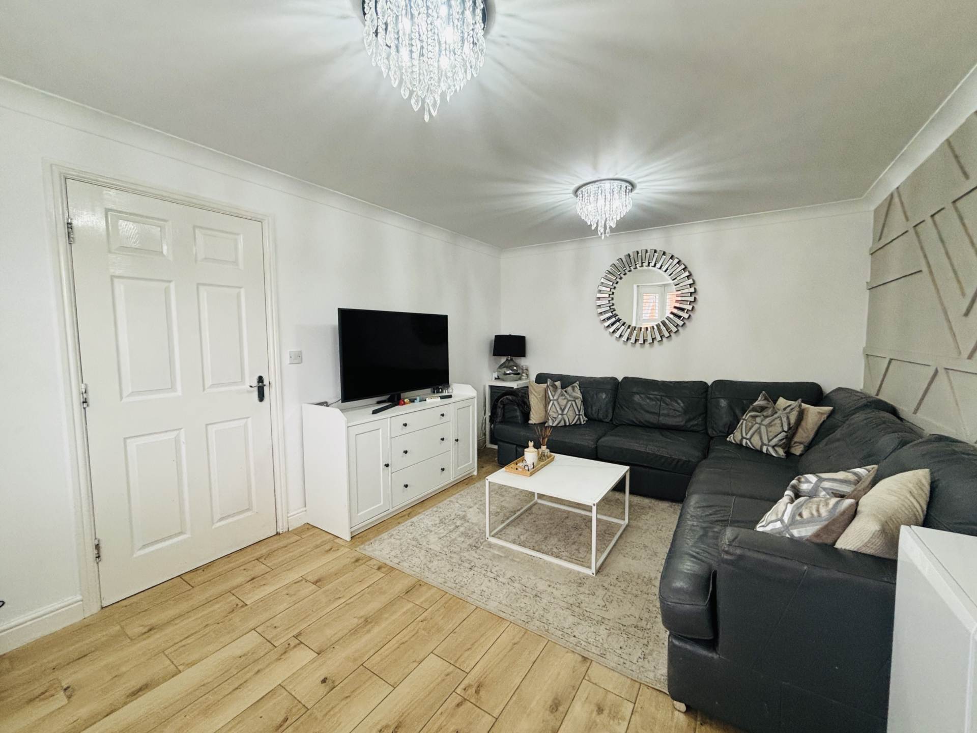 Brookward Court, Park Meadows, Image 7