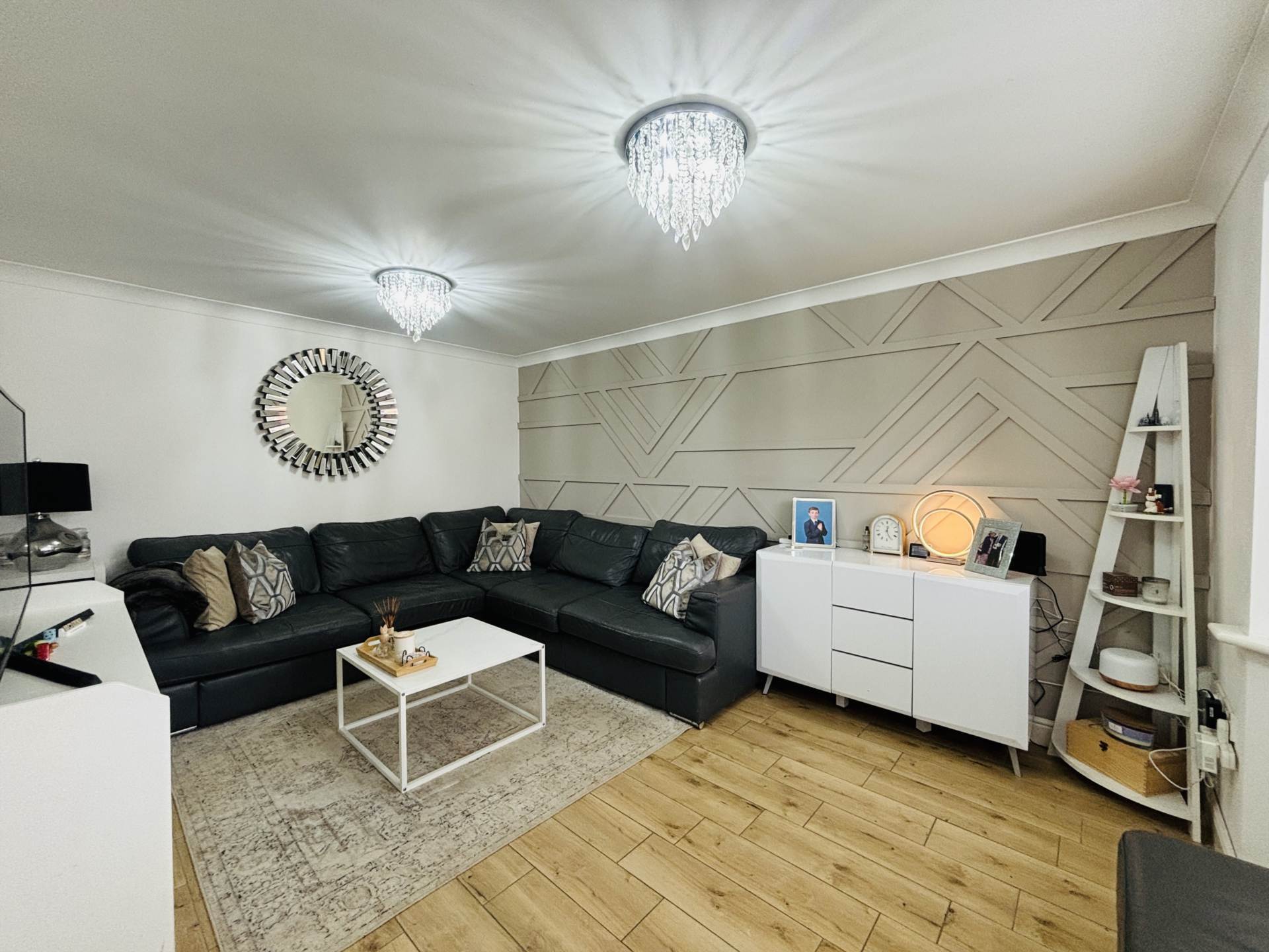 Brookward Court, Park Meadows, Image 9