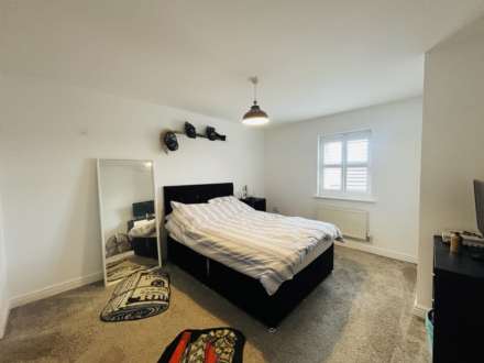 Brookward Court, Park Meadows, Image 15