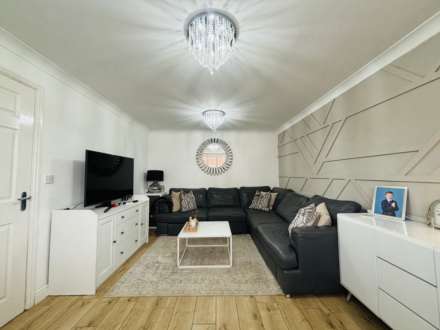 Brookward Court, Park Meadows, Image 6