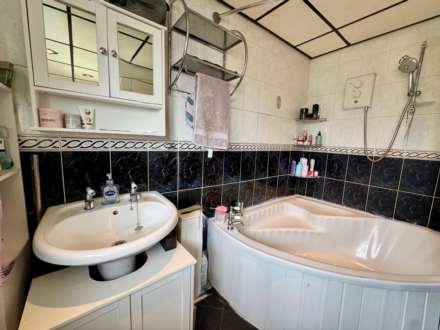 Harleston Road, Northwood, Image 12