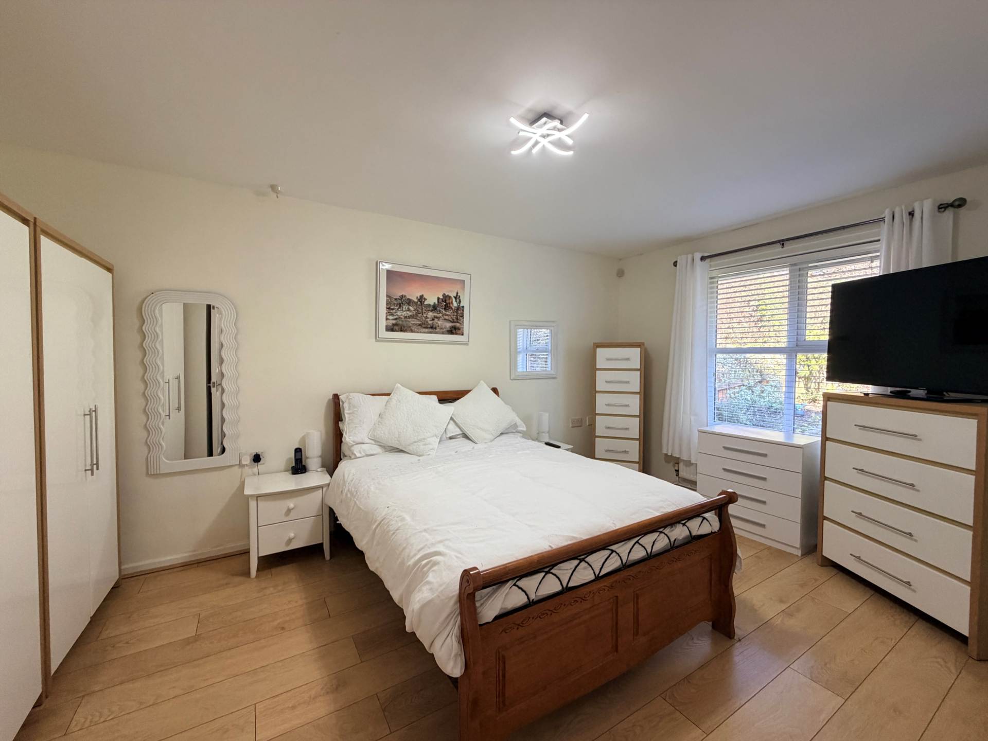 Austin Close, Westvale, Image 7