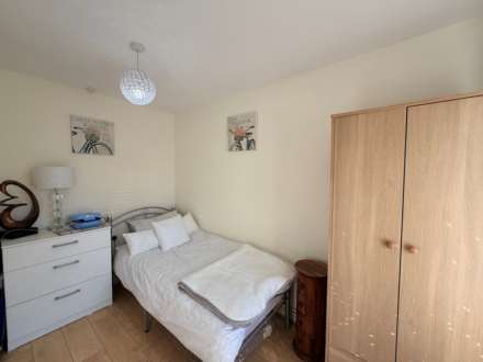 Austin Close, Westvale, Image 8