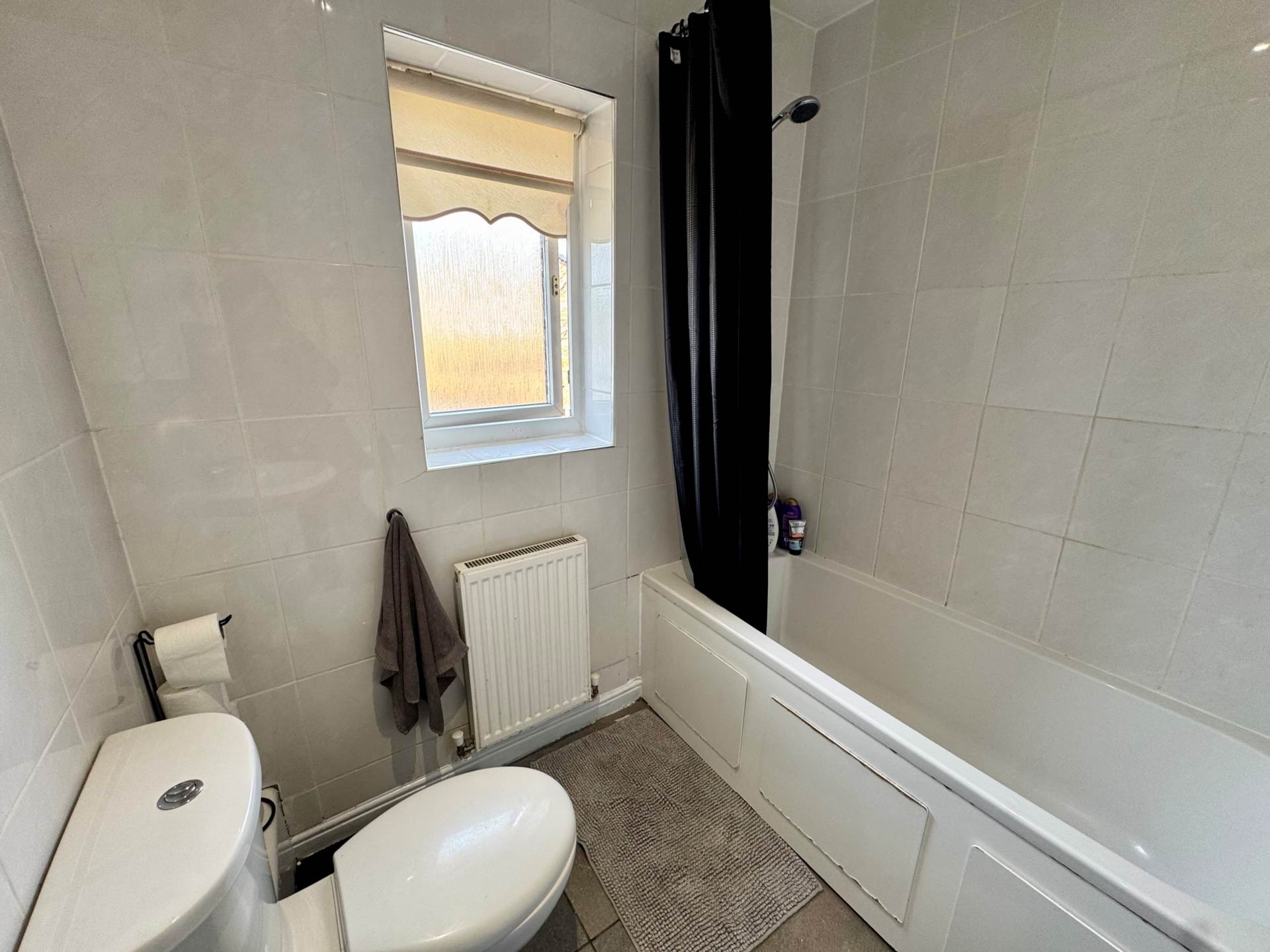 Meadowbarn Close, Southdene, Image 14