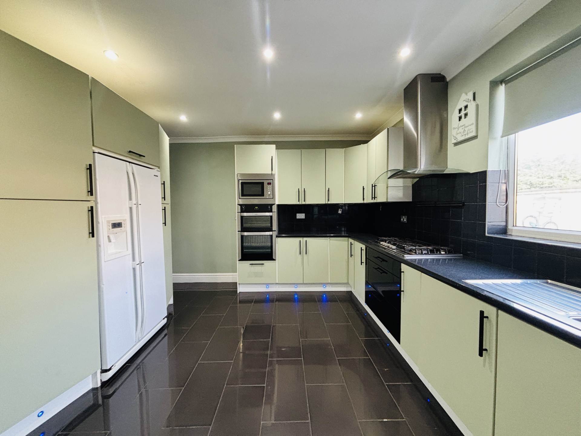 Merton Crescent, Huyton, Image 9