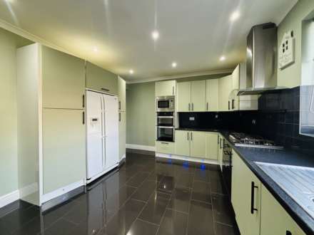 Merton Crescent, Huyton, Image 10