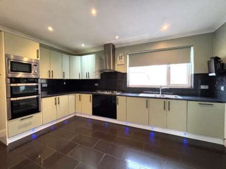 Merton Crescent, Huyton, Image 11