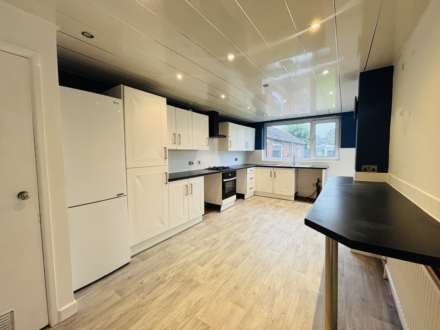 Altway, Aintree Village, Image 11