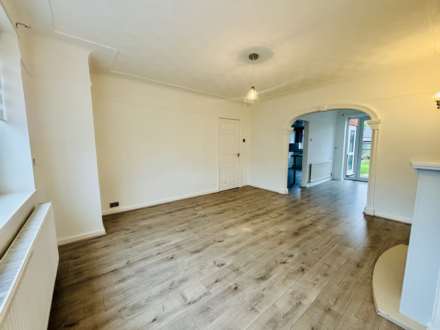 Altway, Aintree Village, Image 6