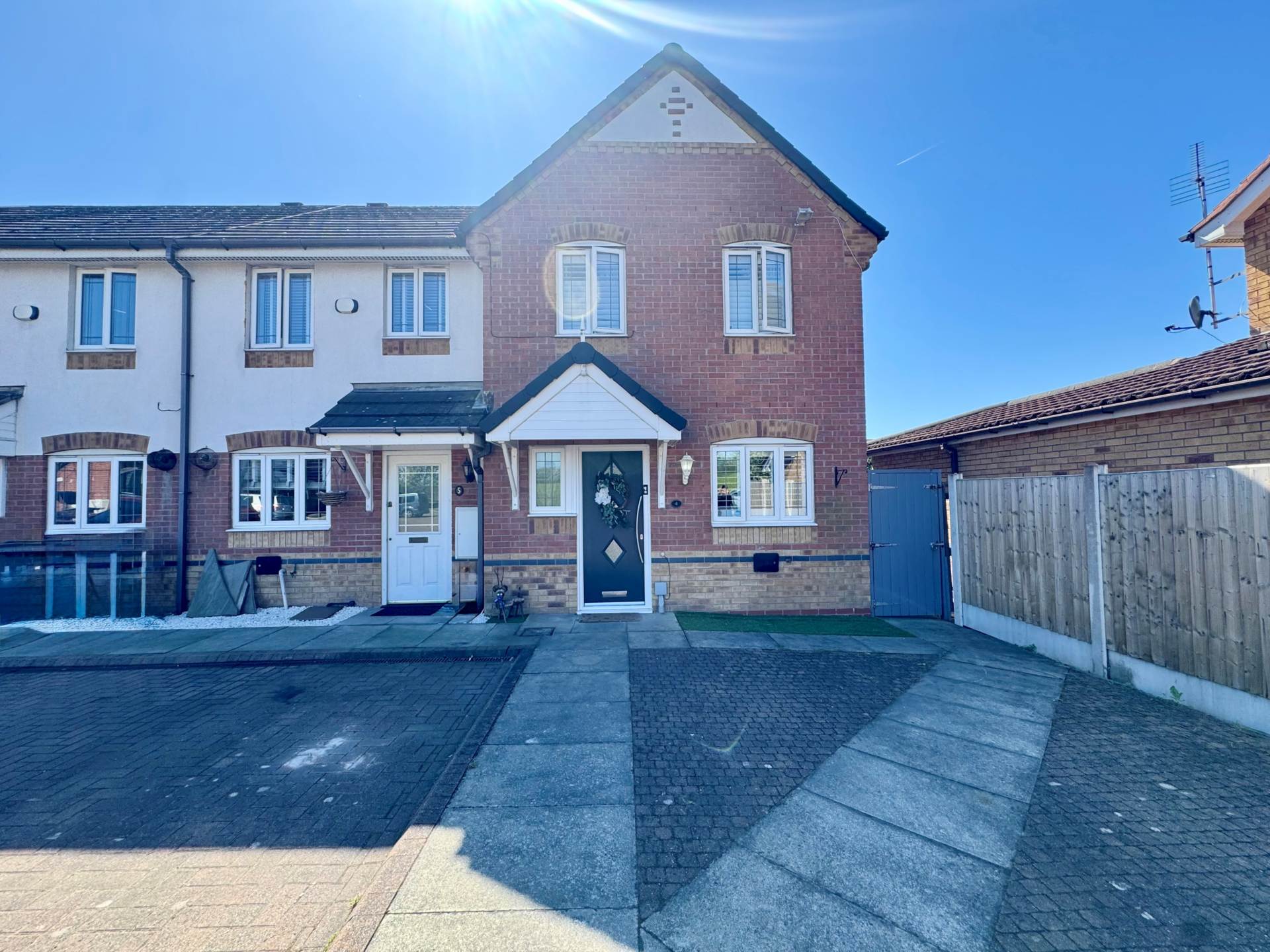 Tennyson Way, Brookhaven, Image 1