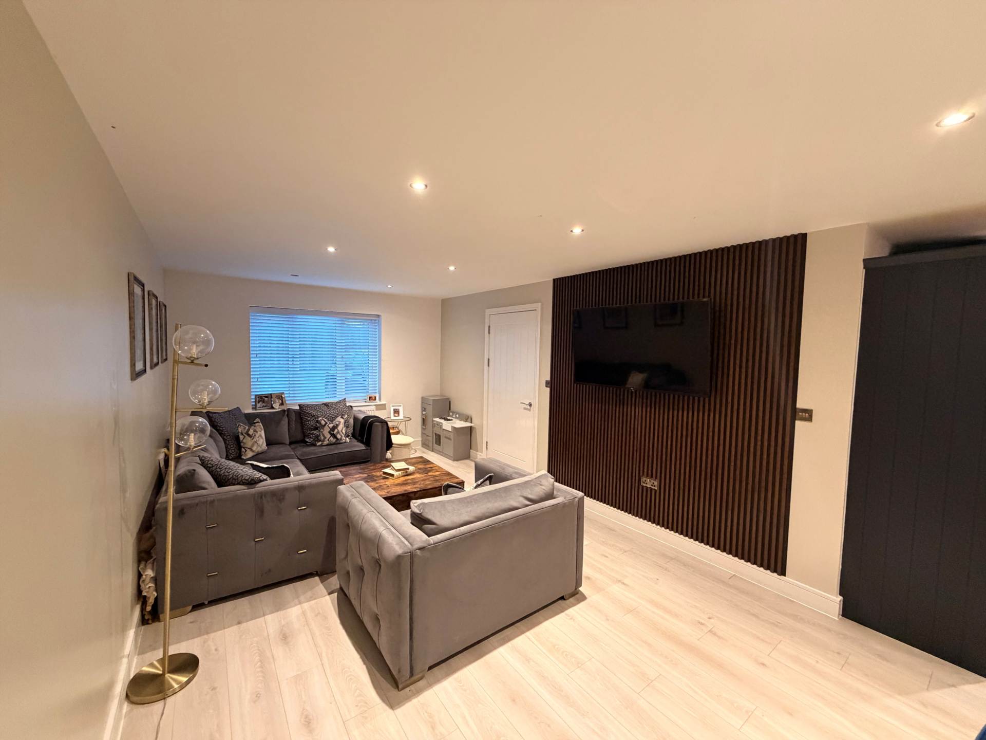 Littlebrook Lane, Brookhaven, Image 3