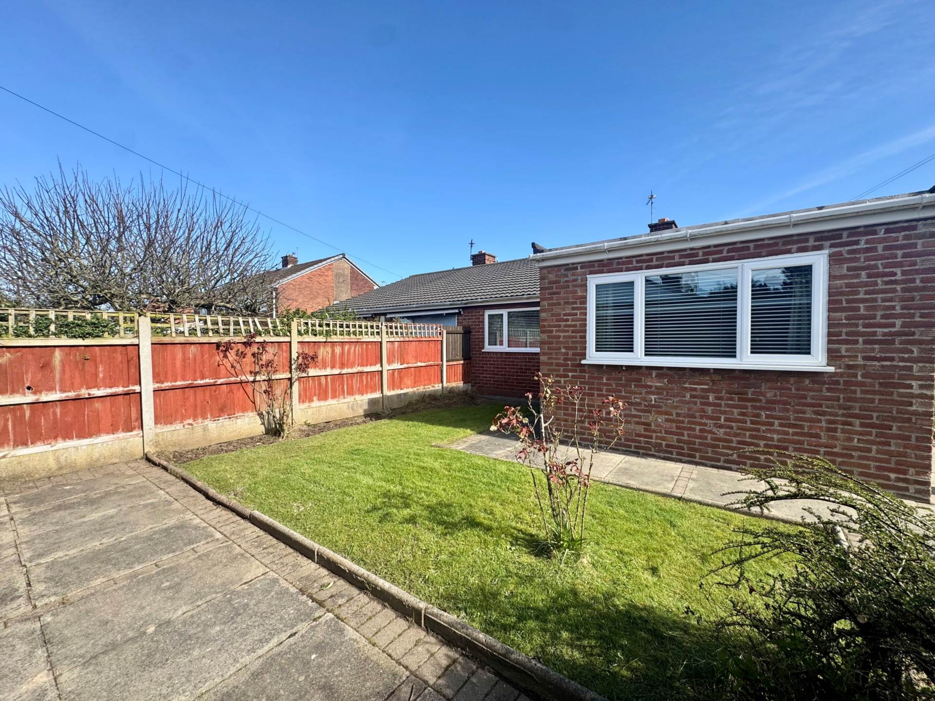 Milbrook Drive, Old Hall Estate, Image 17