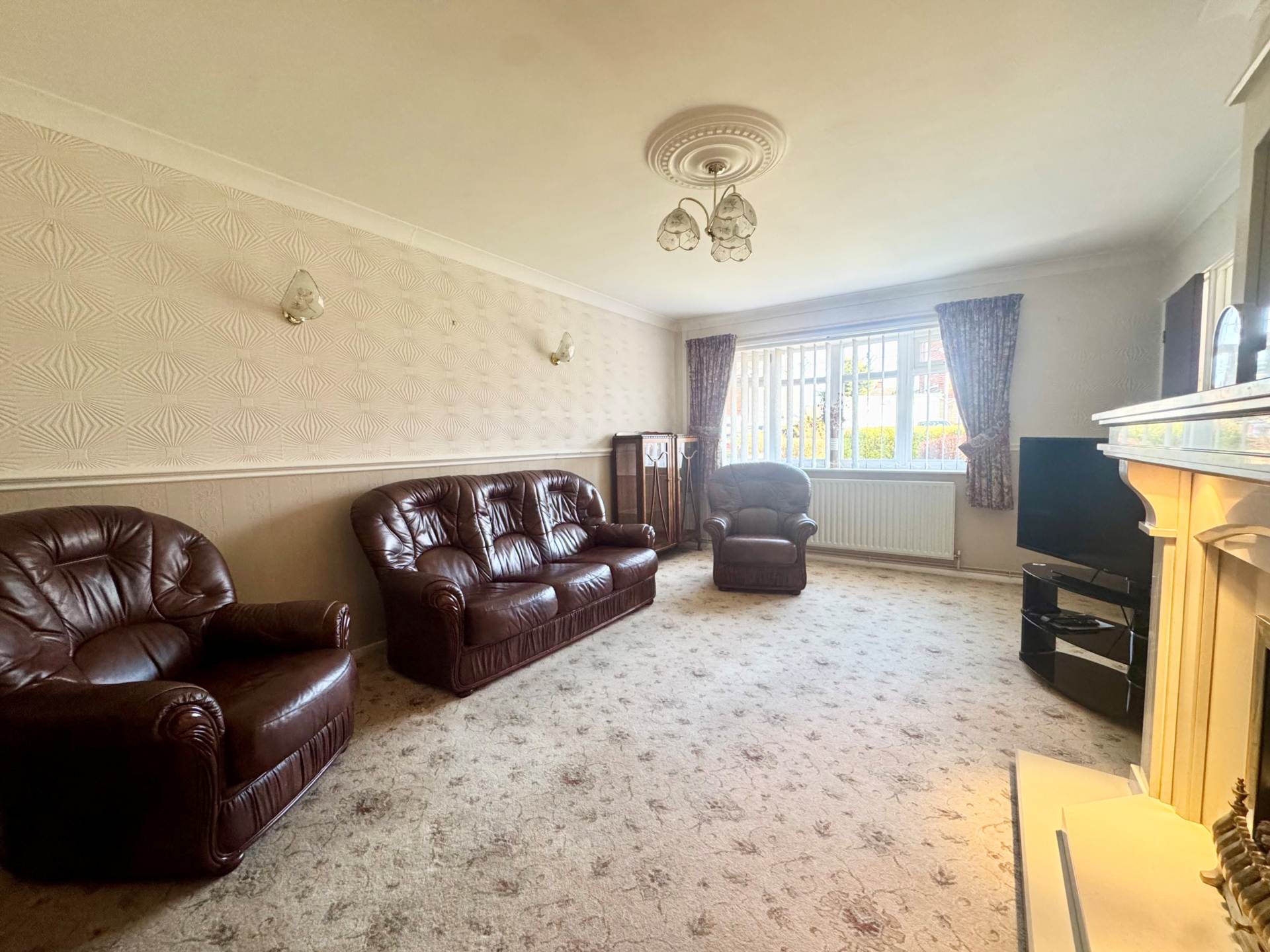 Milbrook Drive, Old Hall Estate, Image 4