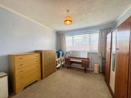 Milbrook Drive, Old Hall Estate, Image 12