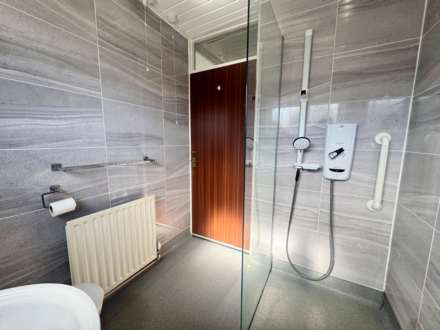 Milbrook Drive, Old Hall Estate, Image 14