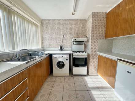 Milbrook Drive, Old Hall Estate, Image 5