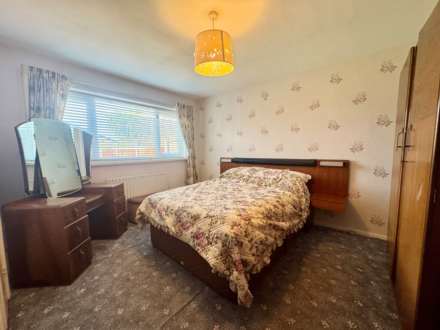 Milbrook Drive, Old Hall Estate, Image 9