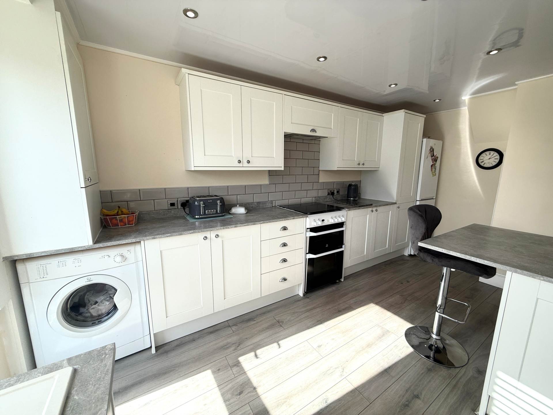 Jarrett Road, Northwood, Image 4