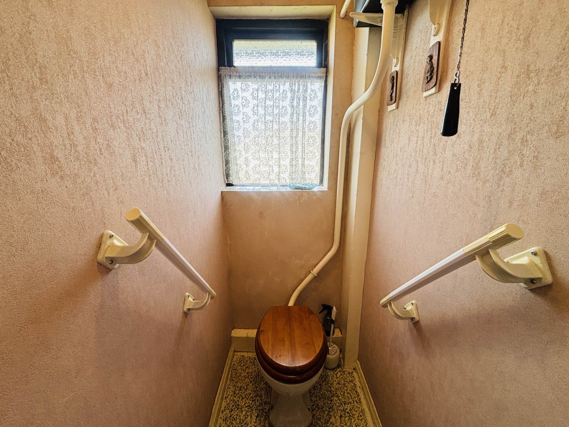 Dalry Crescent, Southdene, Image 17