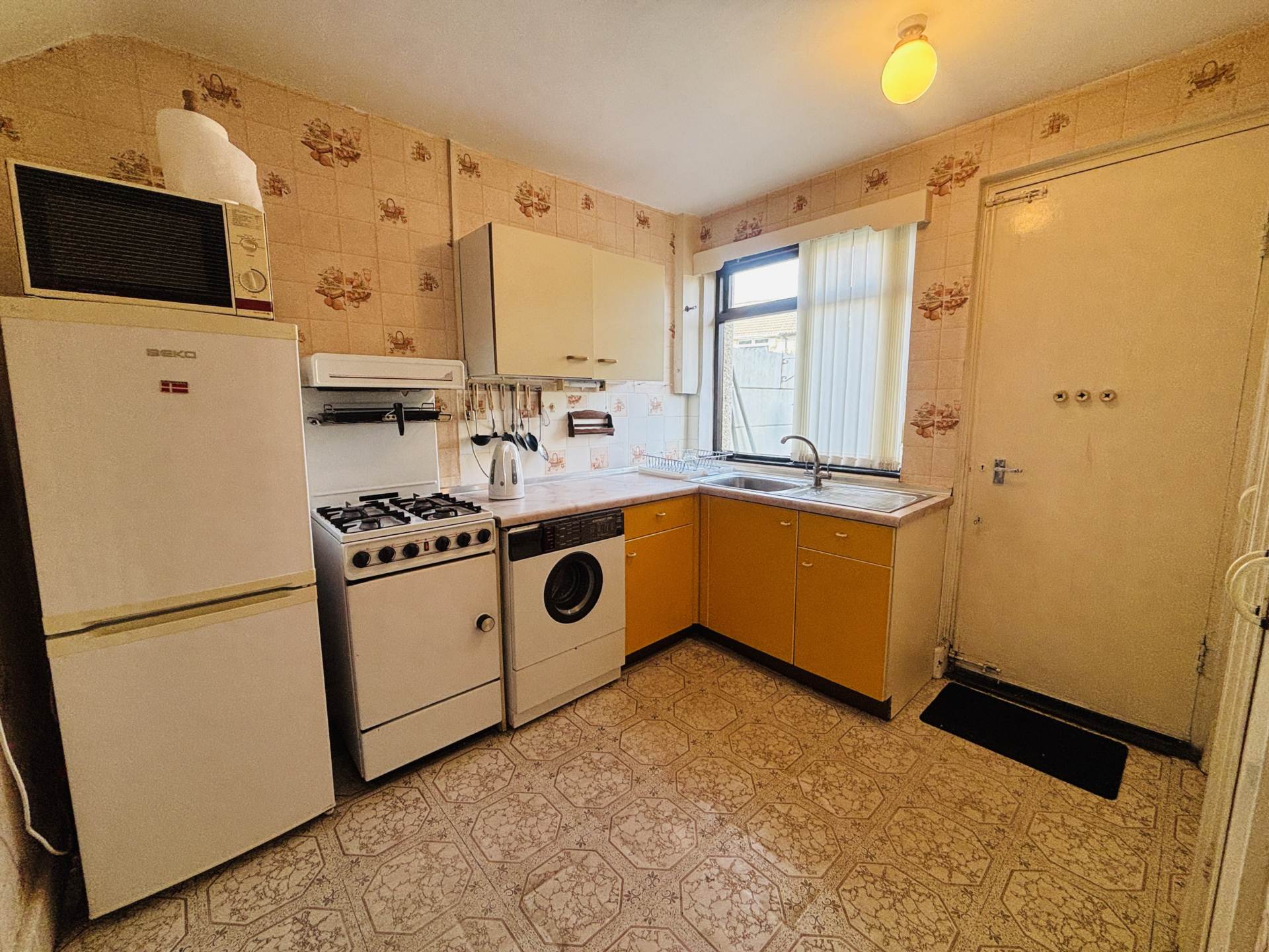 Dalry Crescent, Southdene, Image 7