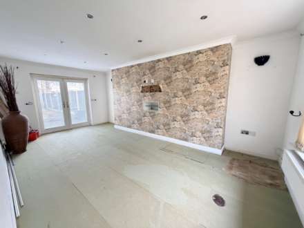 Eastfield Walk, Westvale, Image 3