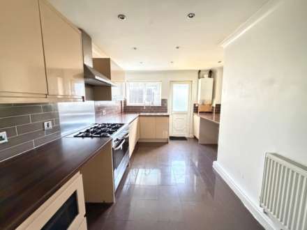 Eastfield Walk, Westvale, Image 4