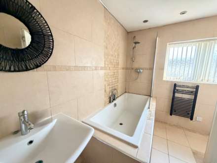 Eastfield Walk, Westvale, Image 9