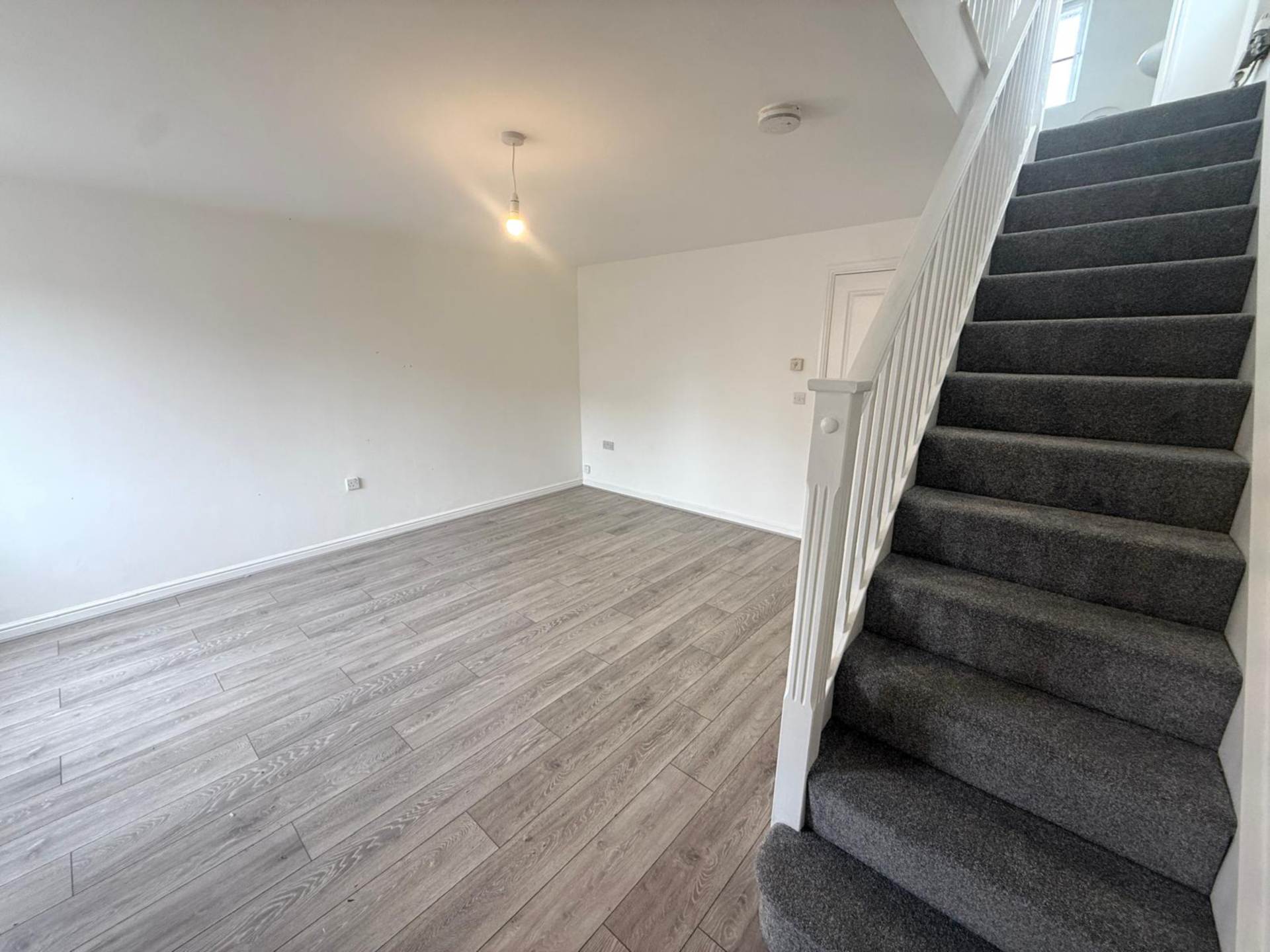 Linton Place, Westvale, Image 2