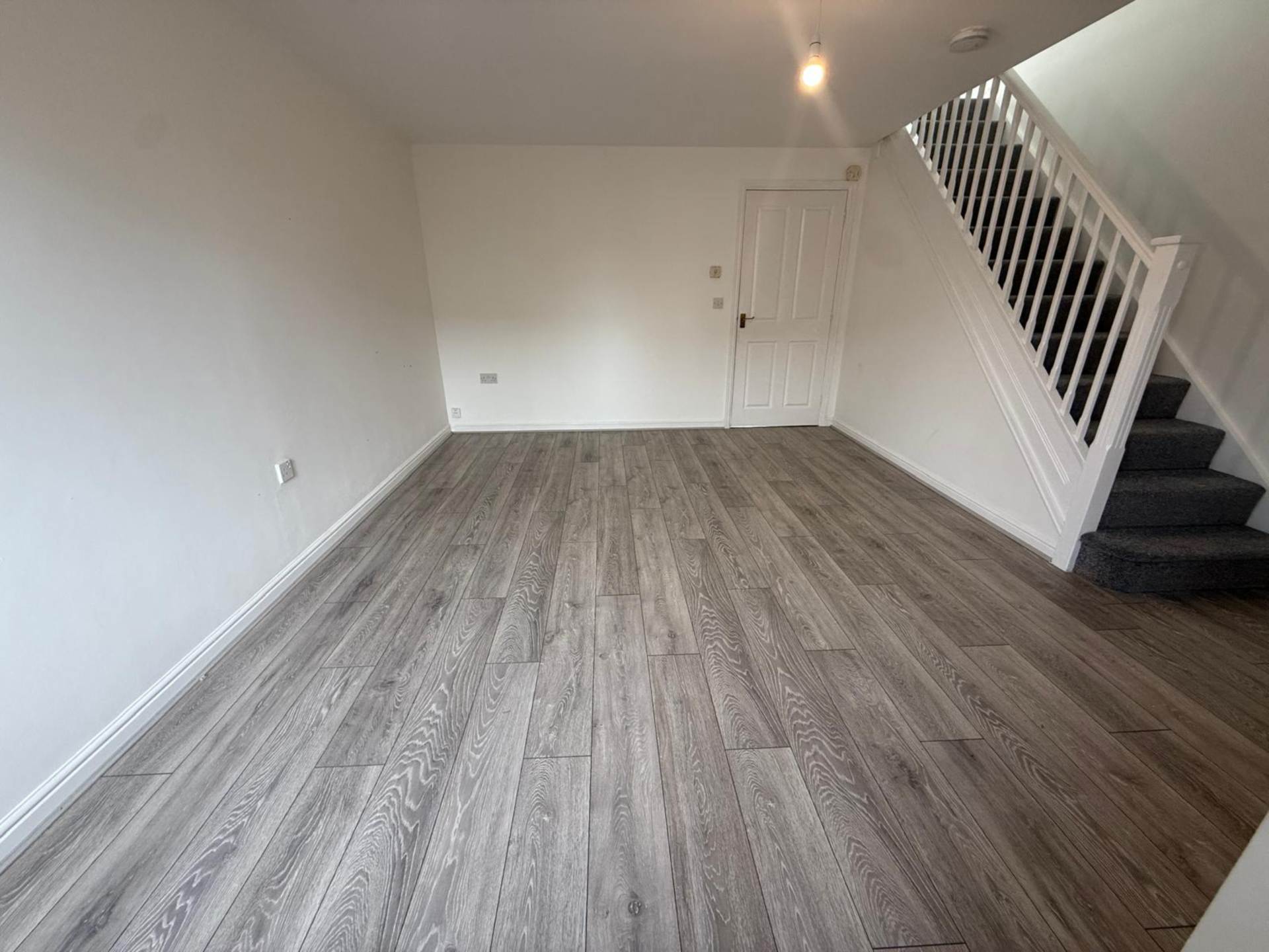 Linton Place, Westvale, Image 4