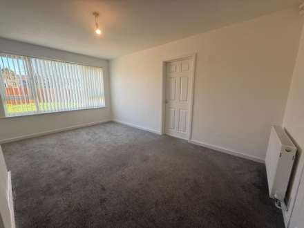 Jarrett Walk, Northwood, Image 3