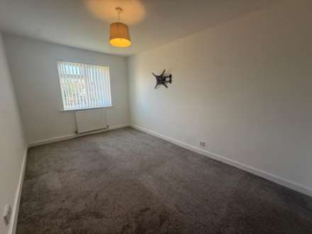 Jarrett Walk, Northwood, Image 7