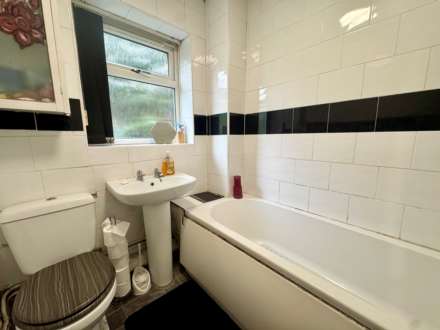 Whittlewood Court, Northwood, Image 10