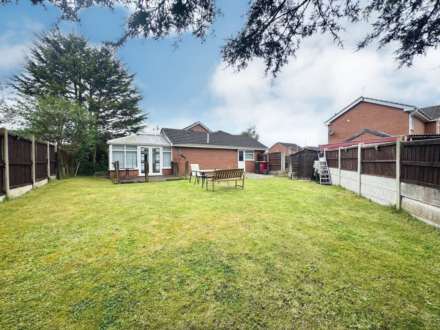 Whittlewood Court, Northwood, Image 15