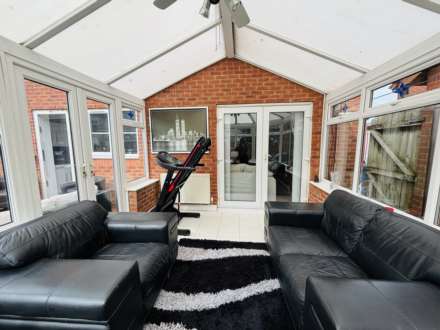 Yoxall Drive, Littledale, Image 8